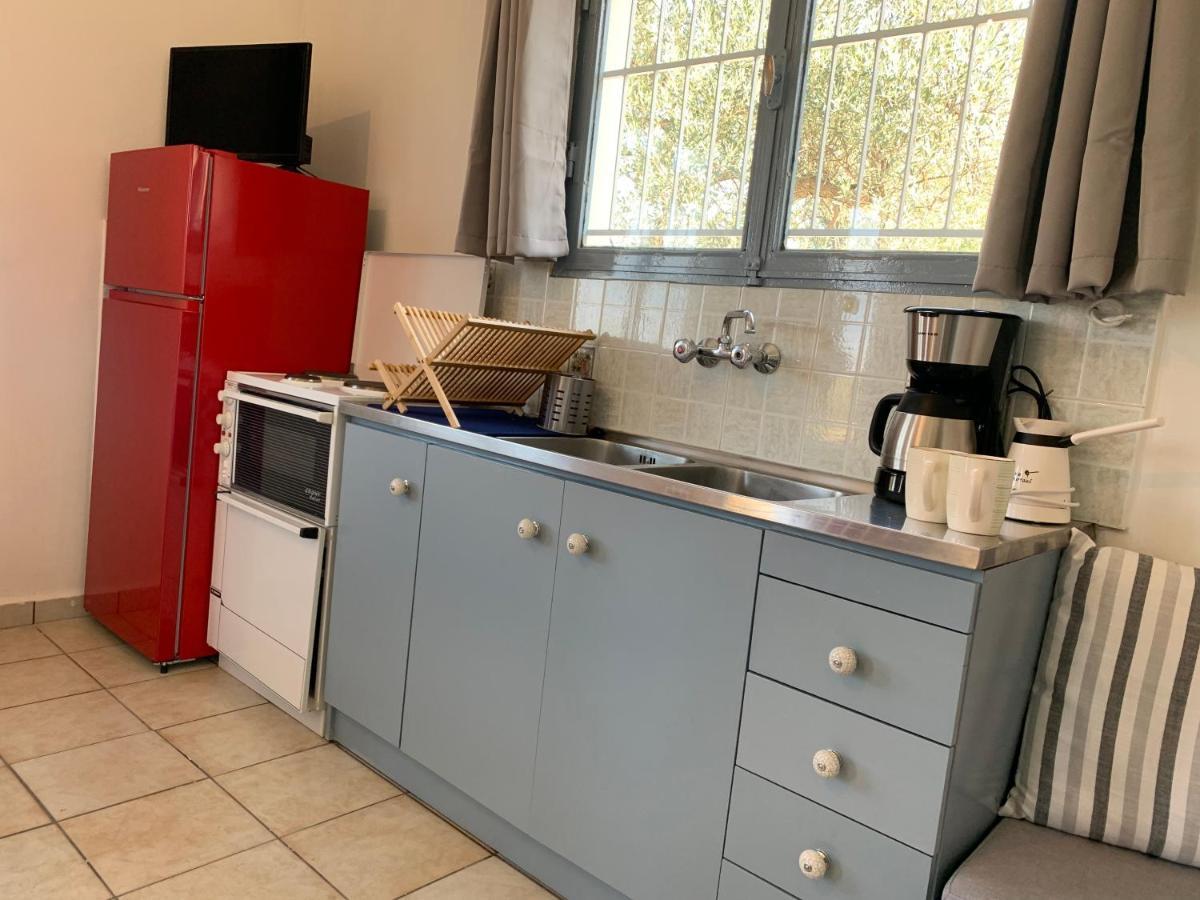 Olive Hill Private House Villa Poros Town Екстериор снимка
